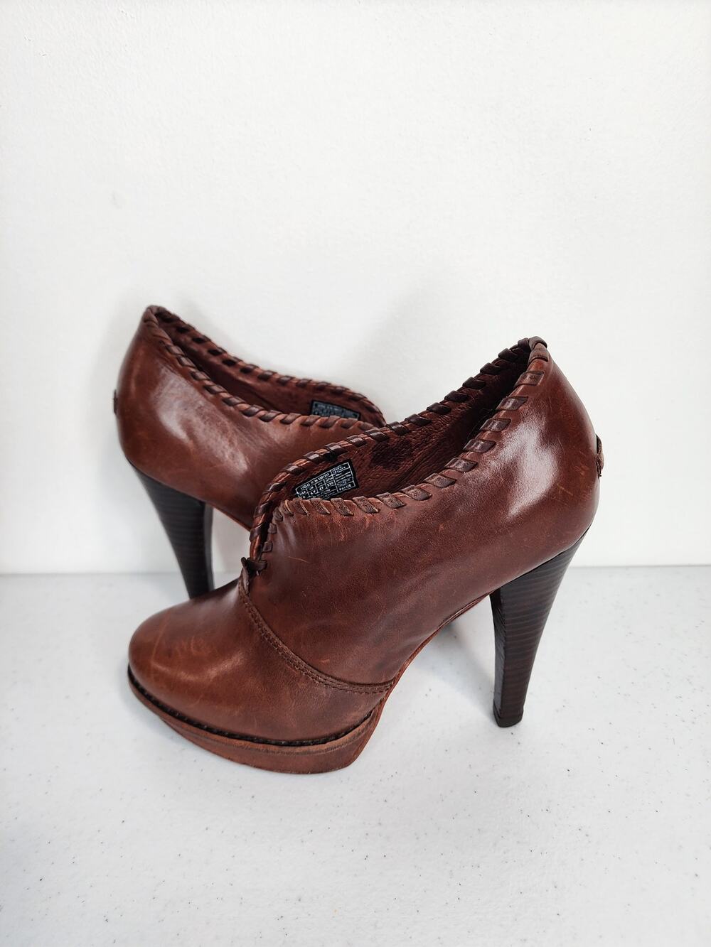 UGG Australia Brown Leather Platform Booties Whipstitch Women's Size 6